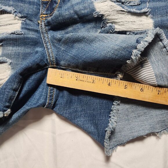 Rock & Republic Womens 8 Hula Distressed Cut Off Denim Shorts Blue - Picture 10 of 10